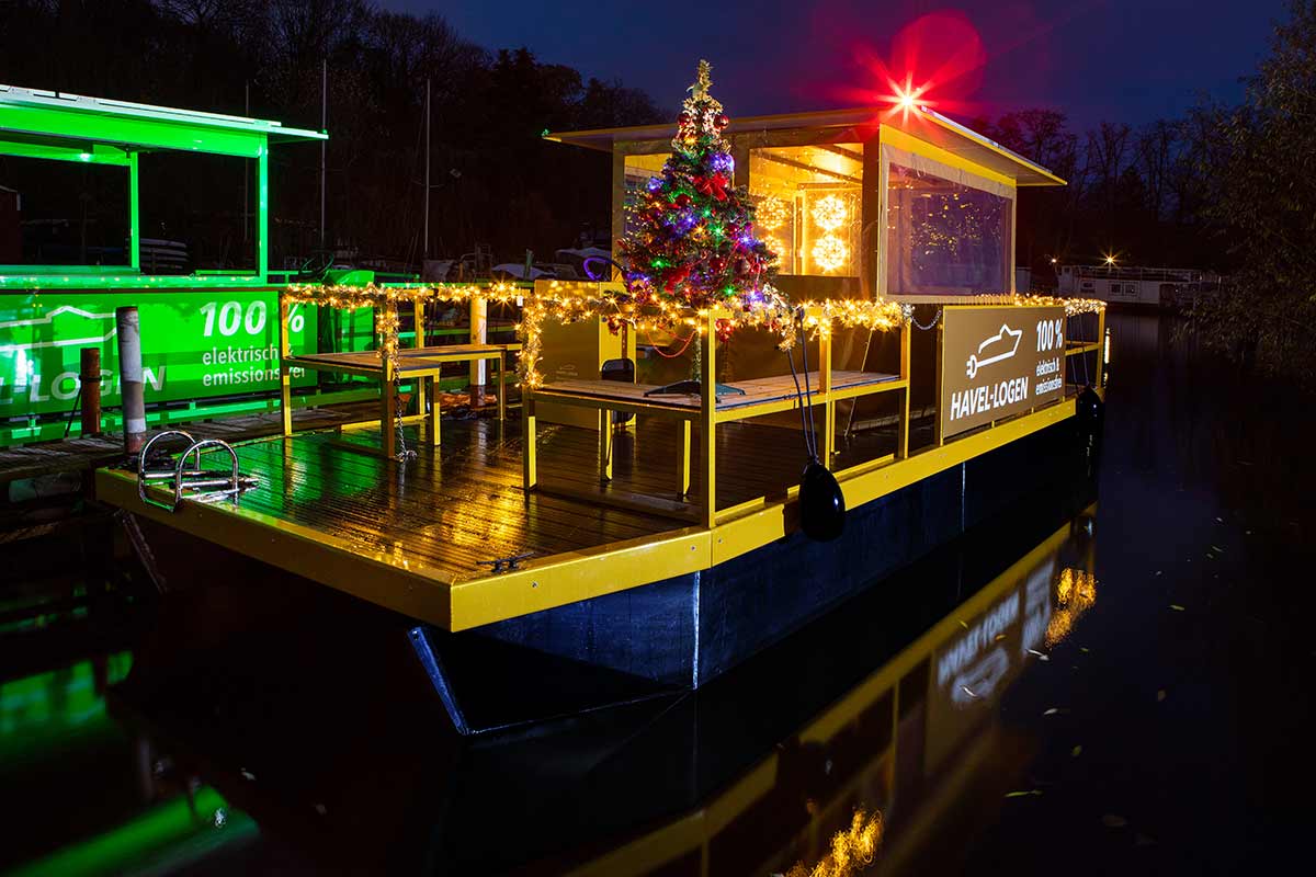 Floß mieten Berlin - Bootsverleih Havel Logen - Weihnachtsfloss